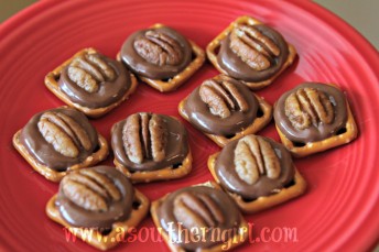 chocolate caramel pecan pretzel bites